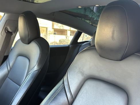 Used 2018 Tesla Model 3 Long Range image 13