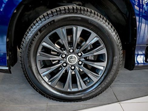 Used 2022 Lexus GX 460 Luxury w/ Sport Design Package image 44