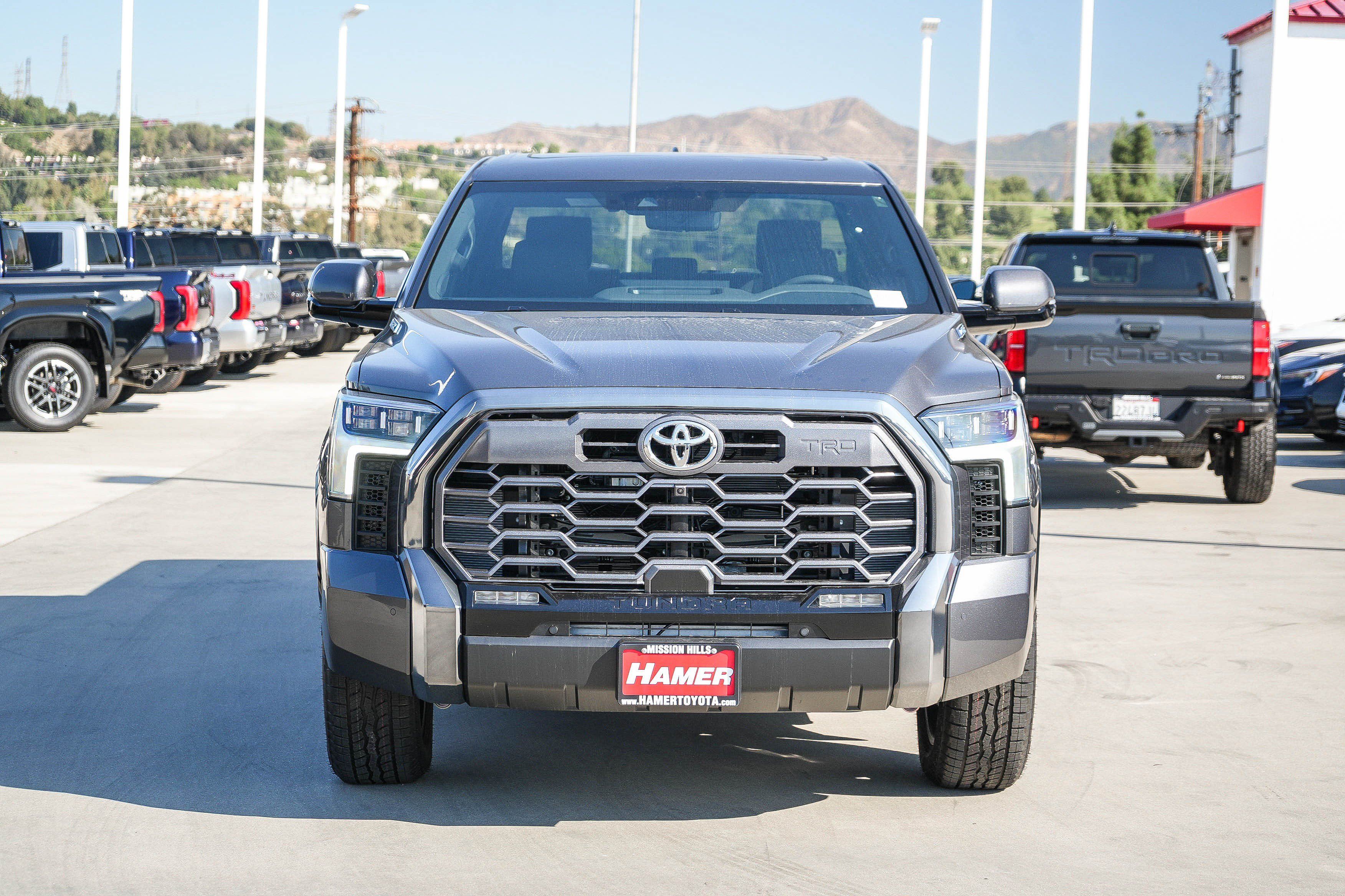 New 2026 Toyota Tundra Platinum w/ TRD Off-Road Package AWD/4WD image 2
