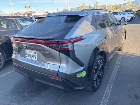 Used 2023 Toyota bZ4X Limited image 2