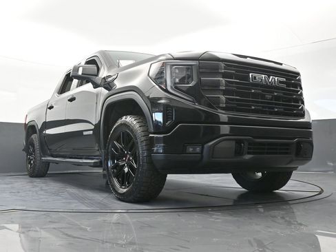Used 2023 GMC Sierra 1500 Elevation w/ Elevation Premium Package RWD image 75