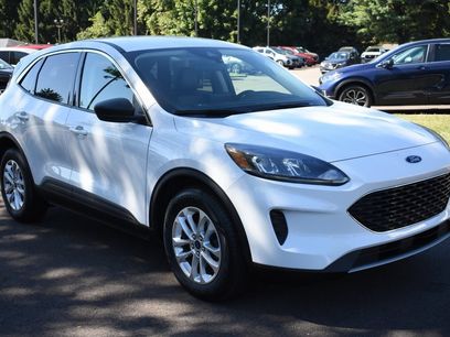 Used 2022 Ford Escape SE w/ Cold Weather Package