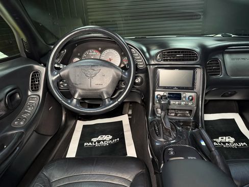 Used 2002 Chevrolet Corvette Coupe w/ Preferred Equipment Group2 image 17