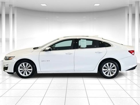 Used 2024 Chevrolet Malibu LT image 2