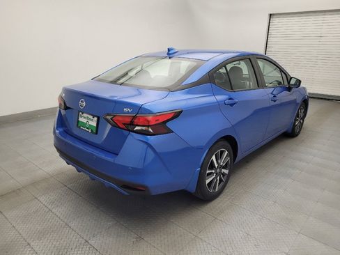 Used 2021 Nissan Versa SV image 9