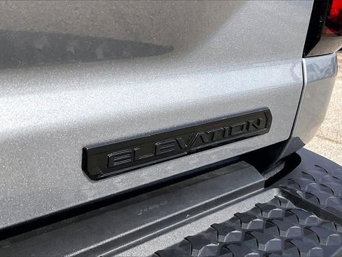 Used 2025 GMC Canyon Elevation w/ Convenience Package image 21