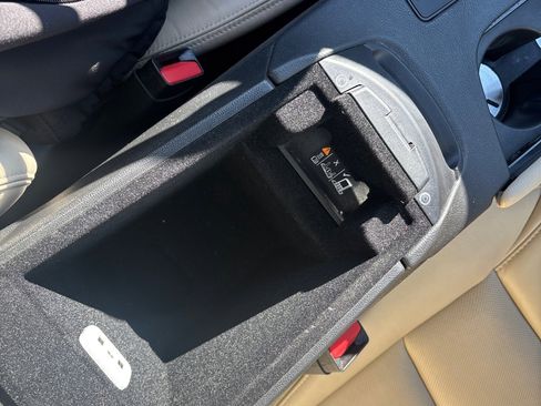 Used 2017 Cadillac XT5 Luxury image 25