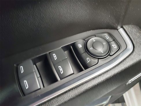 Used 2023 GMC Sierra 1500 SLT w/ SLT Convenience Package image 10