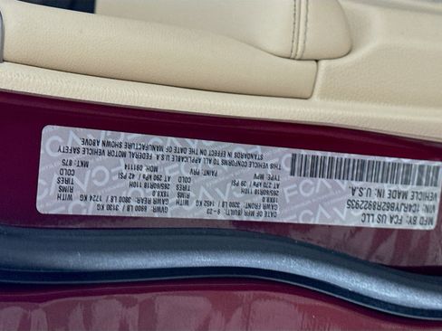 Used 2024 Jeep Grand Cherokee Limited 4xe w/ Luxury Tech Group II image 30