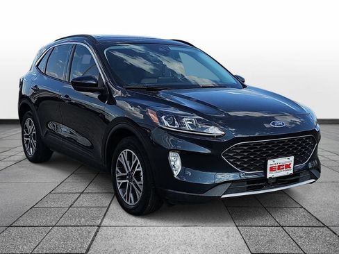 Used 2022 Ford Escape SEL w/ Technology Package AWD/4WD image 3