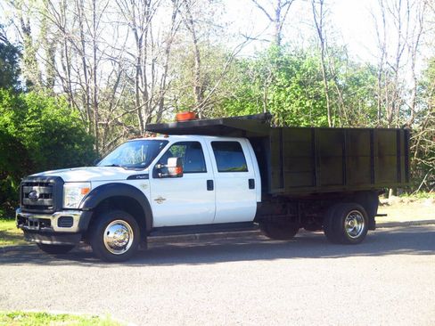 Used 2012 Ford F450 XL w/ PWR Equipment Group AWD/4WD image 2