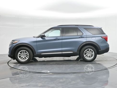 New 2025 Ford Explorer Active w/ Active Comfort Package image 13