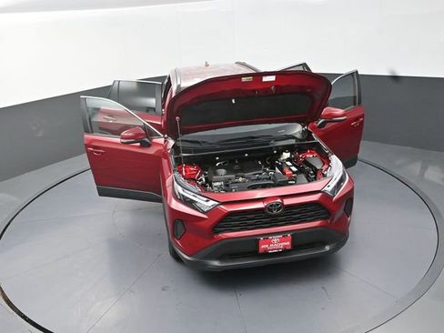 Used 2025 Toyota RAV4 XLE image 42
