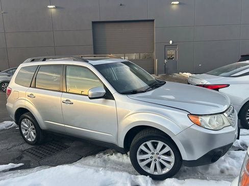 Used 2011 Subaru Forester 2.5X Premium w/ All-Weather Pkg image 1