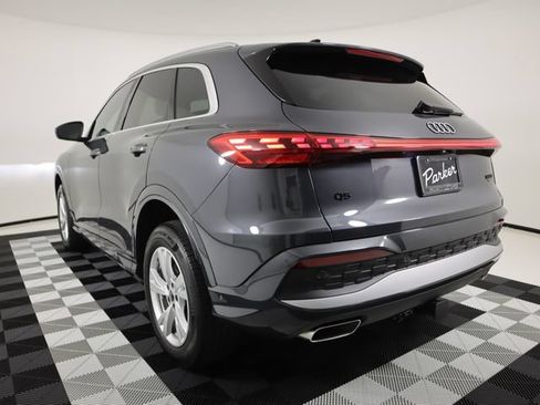 Used 2025 Audi Q5 Premium w/ Convenience Package AWD/4WD image 3