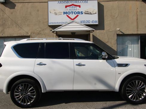 Used 2019 INFINITI QX80 Luxe w/ 22" Wheel Package AWD/4WD image 4