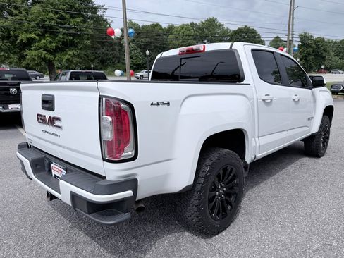 Used 2022 GMC Canyon Elevation w/ Trailering Package AWD/4WD image 6