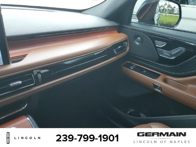 Certified 2024 Lincoln Aviator Reserve w/ Jet Package AWD/4WD image 37