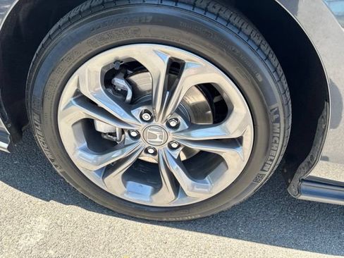 Used 2024 Honda Accord EX image 33