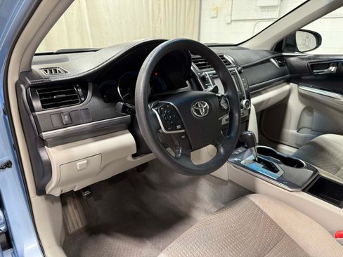 Used 2014 Toyota Camry LE FWD image 10