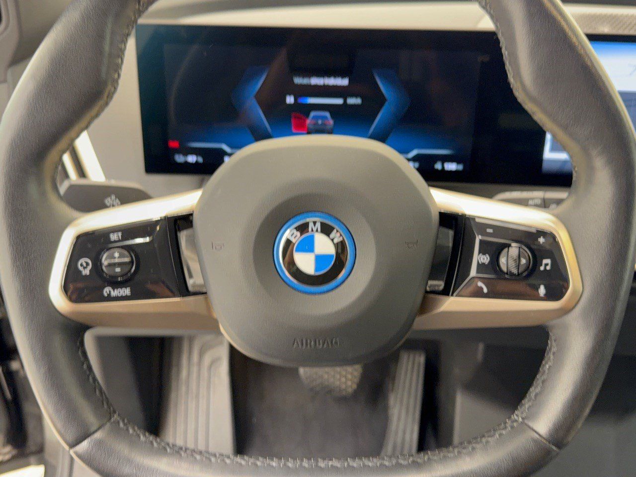 Used 2024 BMW iX M60 AWD/4WD image 10