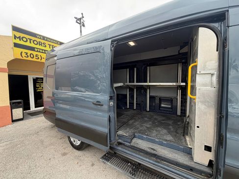 Used 2020 Ford Transit 250 148 High Roof Extended image 7