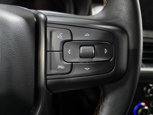Used 2024 GMC Yukon AT4 AWD/4WD image 17