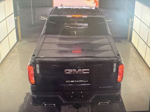 Used 2025 GMC Sierra 1500 Denali AWD/4WD image 12