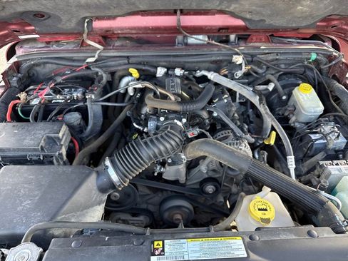 Used 2008 Jeep Wrangler Unlimited Rubicon w/ Dual Top Group image 19