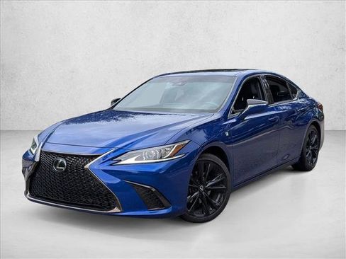 Used 2023 Lexus ES 350 F Sport image 2