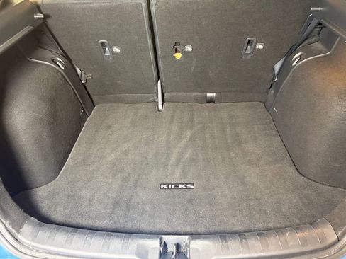 Used 2022 Nissan Kicks SV FWD image 21