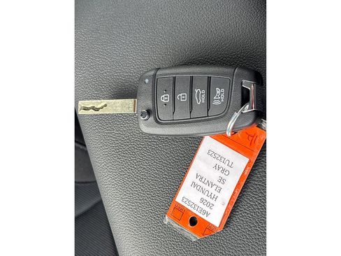 New 2026 Hyundai Elantra SE image 21