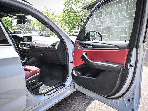 Used 2022 BMW X3 sDrive30i w/ M Sport Package 2 RWD image 16