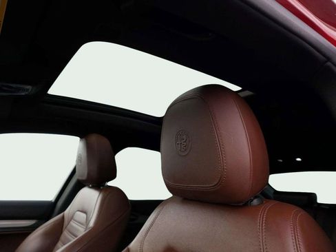 Used 2018 Alfa Romeo Stelvio Ti Sport image 27