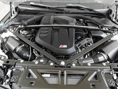 Used 2026 BMW M4 xDrive Competition AWD/4WD image 38
