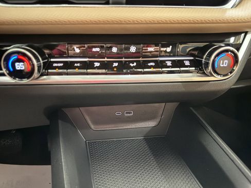 New 2026 Chevrolet Equinox ACTIV w/ LPO, Floor Liner Package image 19