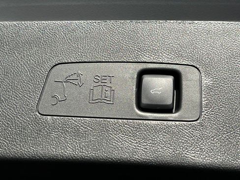 New 2026 Lincoln Corsair Premiere image 14