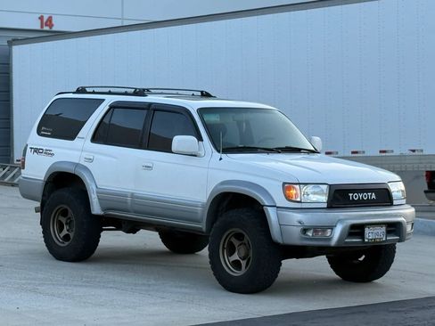 Used 1999 Toyota 4Runner Limited AWD/4WD image 1