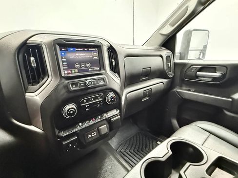 Used 2021 Chevrolet Silverado 2500 W/T w/ WT Convenience Package AWD/4WD image 15