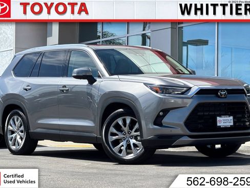 Used 2025 Toyota Grand Highlander AWD Hybrid image 1