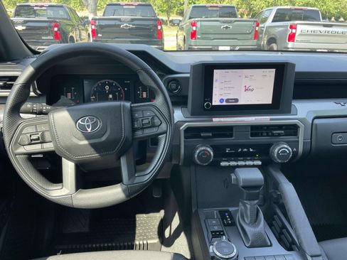 Used 2026 Toyota Tacoma SR5 AWD/4WD image 11