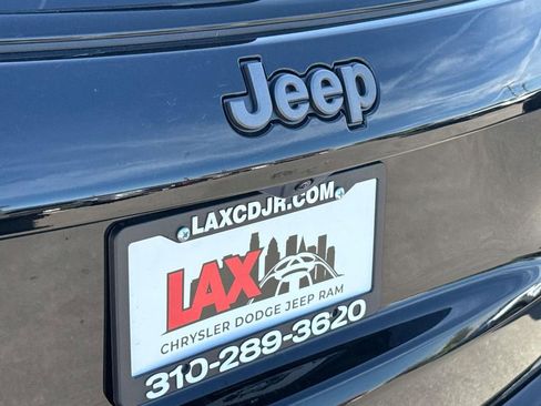 New 2026 Jeep Compass Latitude AWD/4WD image 5