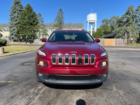 Used 2016 Jeep Cherokee Latitude AWD/4WD image 13
