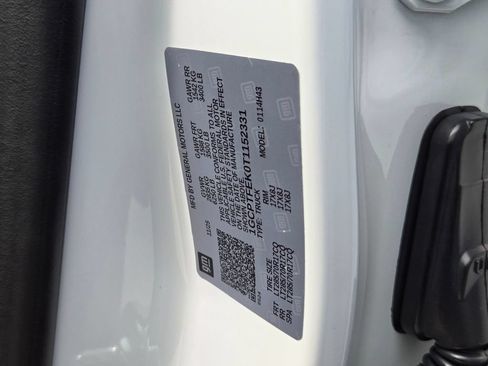 Used 2026 Chevrolet Colorado ZR2 w/ Technology Package AWD/4WD image 22