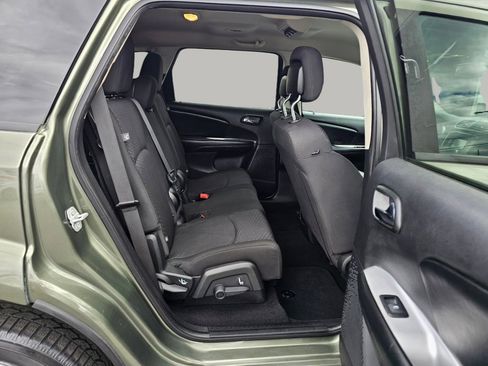 Used 2018 Dodge Journey SE w/ Popular Equipment Group image 25