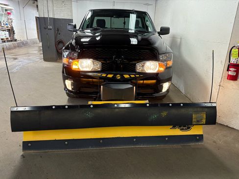 Used 2021 RAM 1500 Express w/ Express Value Package image 5