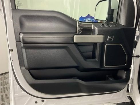 Certified 2018 Ford F150 Raptor w/ Equipment Group 802A Luxury image 12