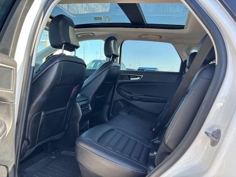 Used 2024 Ford Edge SEL w/ Convenience Package image 12