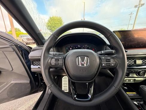 Used 2025 Honda Accord Sport image 10