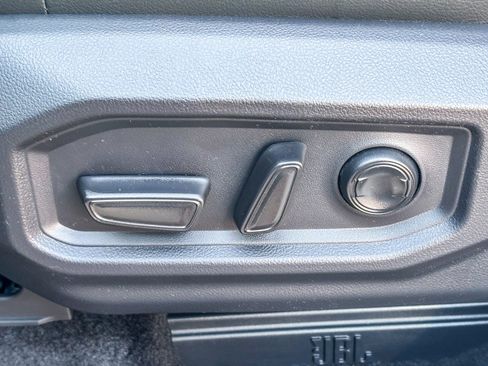 New 2026 Toyota Tundra Limited AWD/4WD image 23